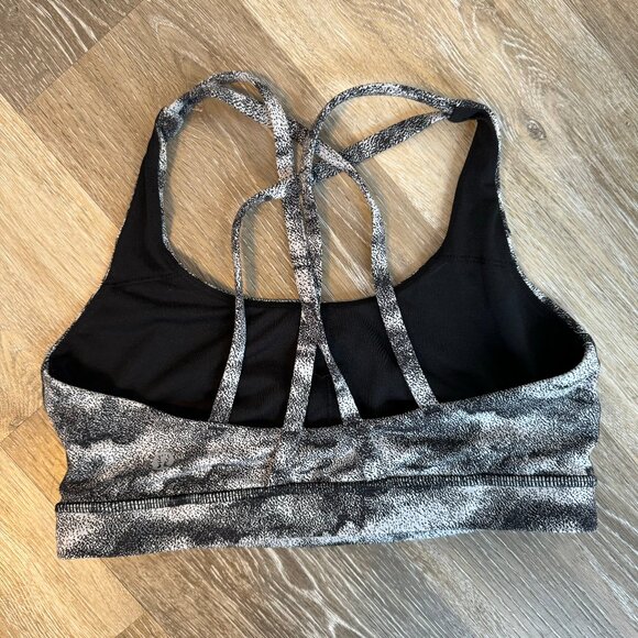 Lululemon Black and White Energy Bra– sz. 8 - Picture 2 of 4